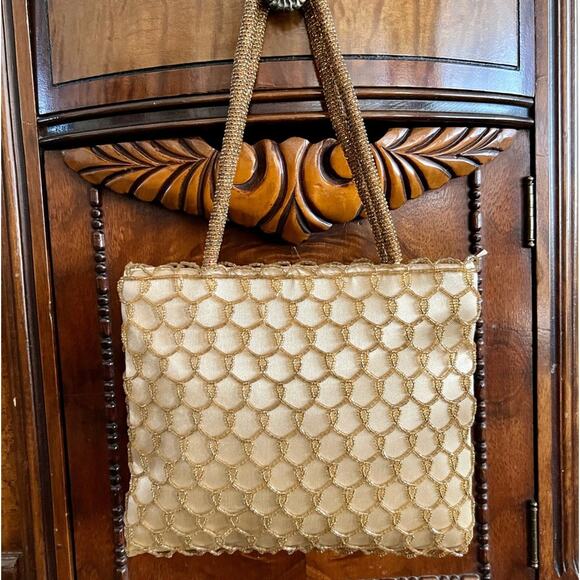 Bijoux Terner Gold Beaded Handbag - Picture 1 of 4
